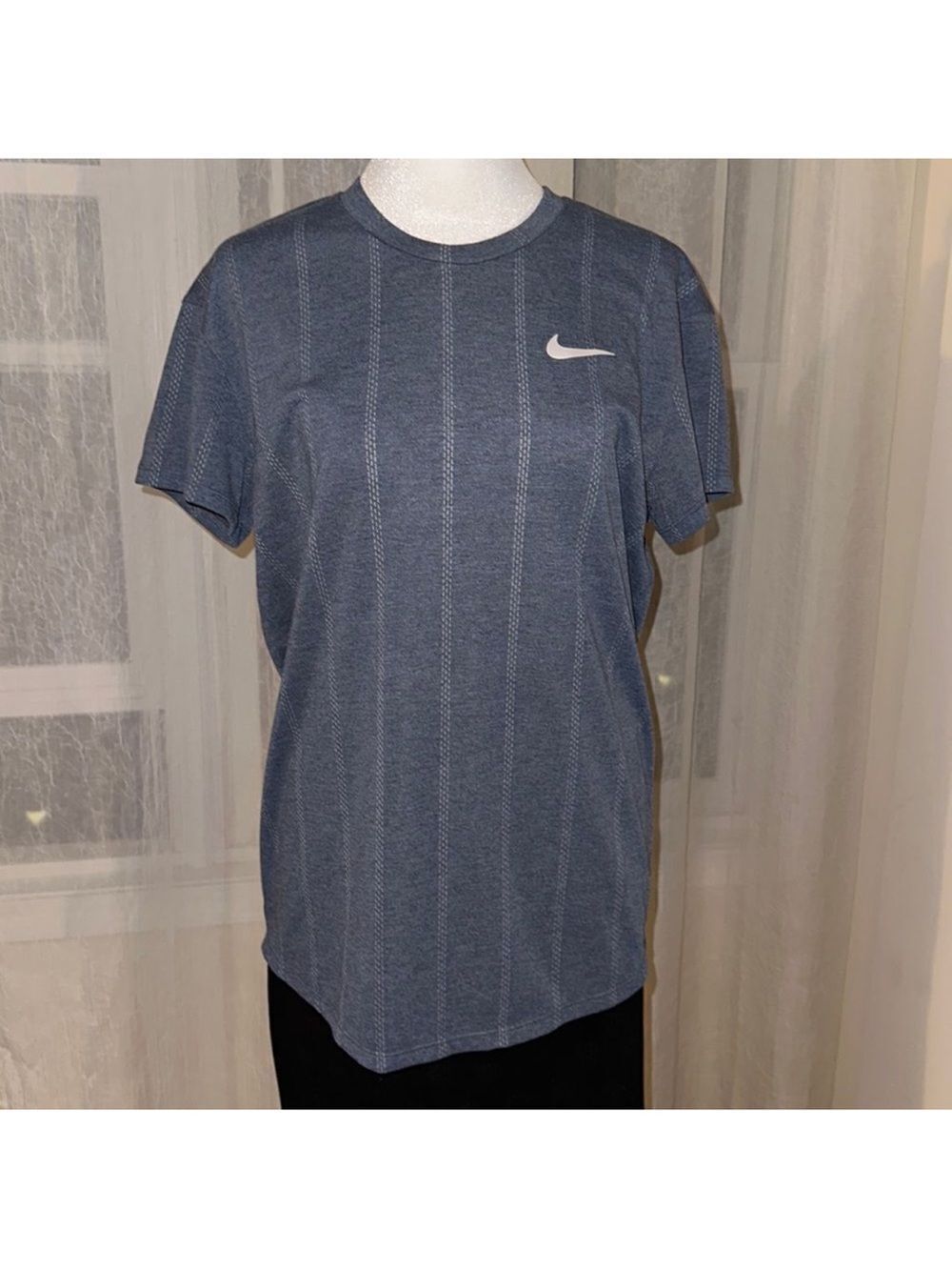 Nike M Indigo Blue White Triple Interrupted Vertical Stripe Short Sleeve Tee